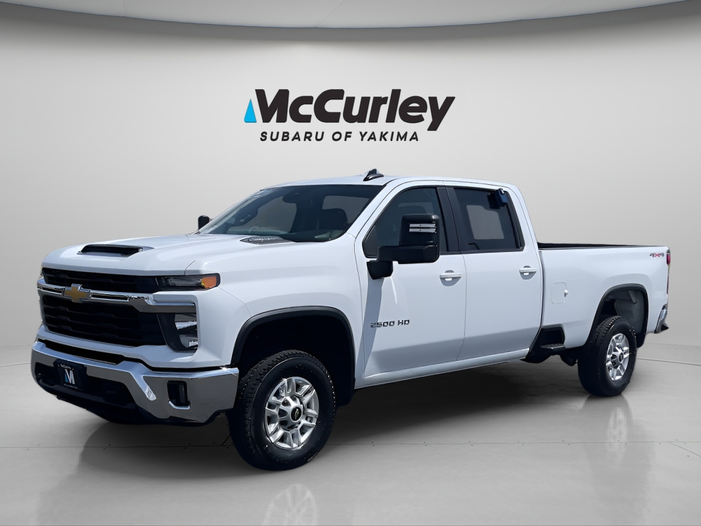 2025 Chevrolet Silverado HD's photo
