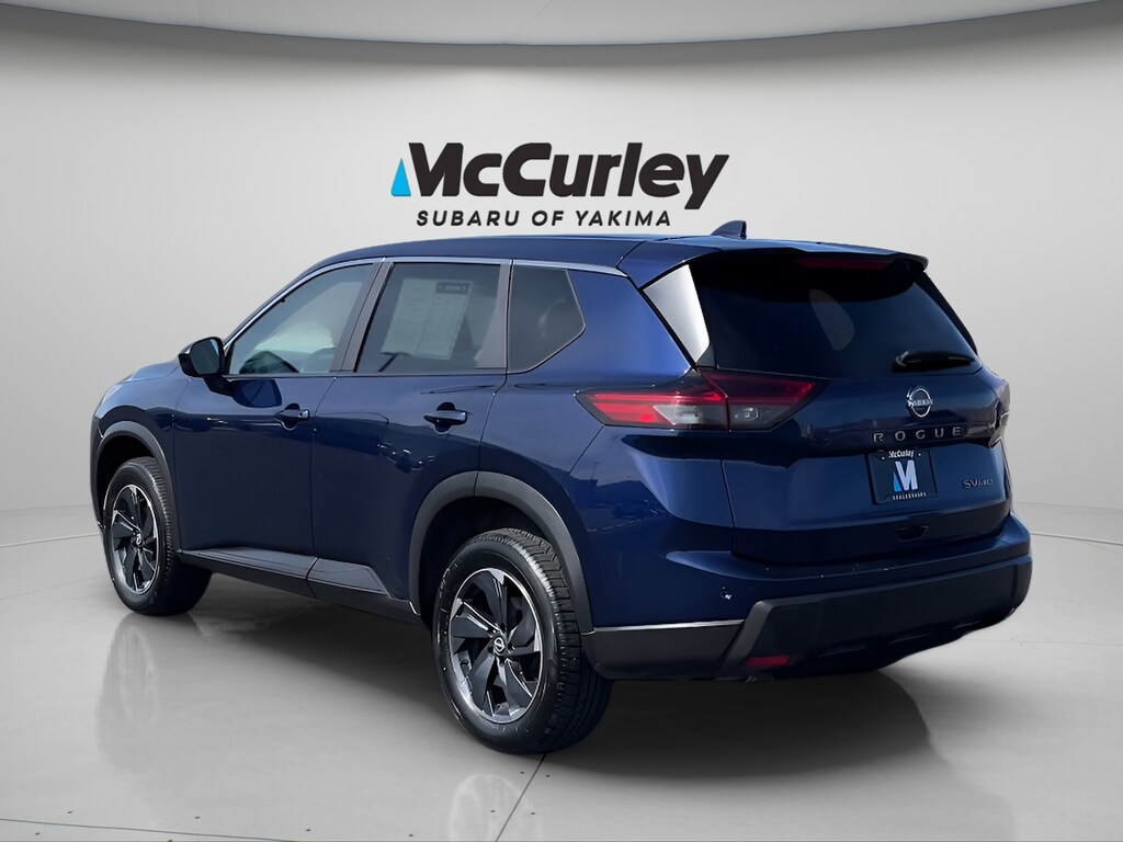 Used 2024 Nissan Rogue SV Intelligent AWD SUV