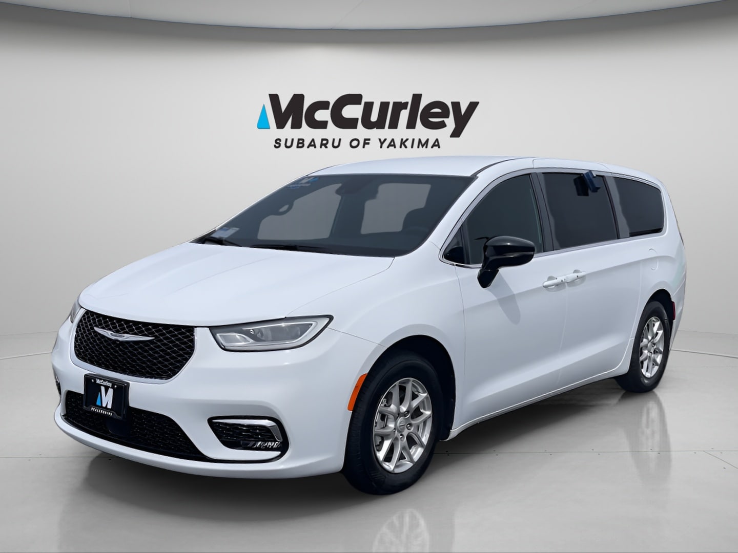 2025 Chrysler Pacifica's photo
