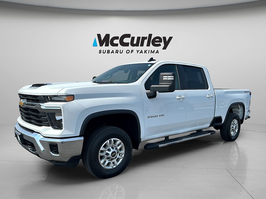 Used 2026 Chevrolet Silverado 2500 HD Crew Cab, Standard Bed, LT, 4WD Truck Crew Cab