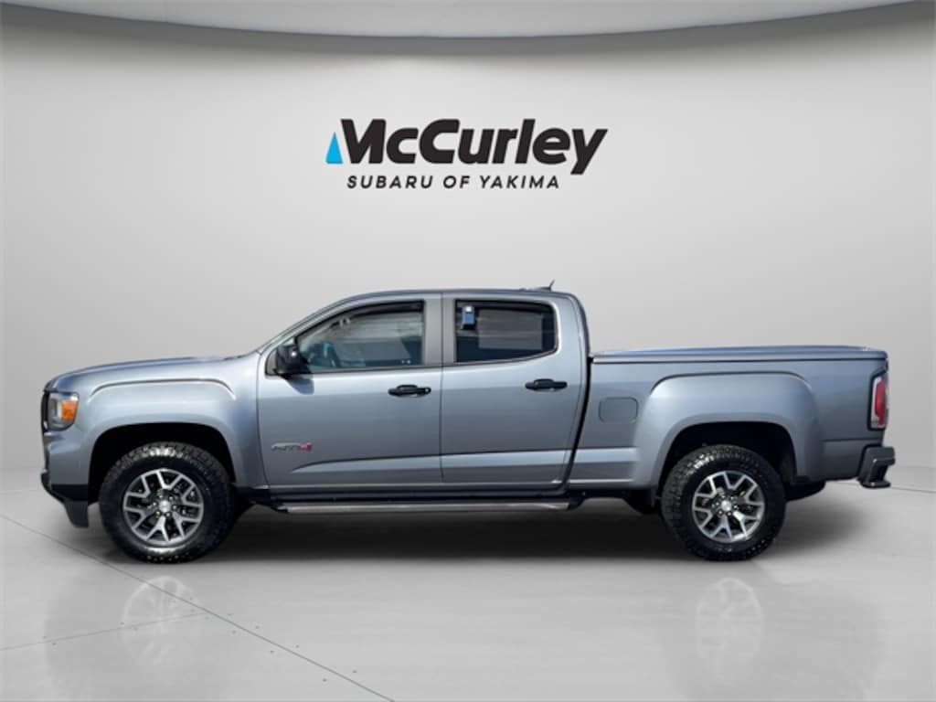 Used 2022 GMC Canyon AT4 w/Leather Truck
