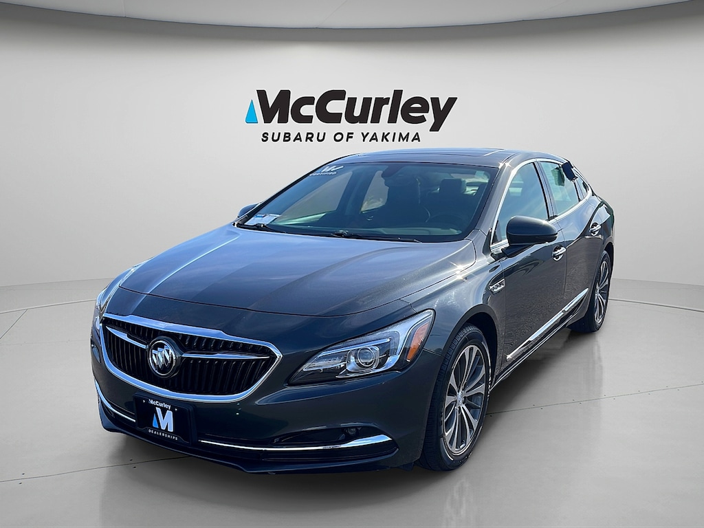 Used 2017 Buick Lacrosse Essence Sedan