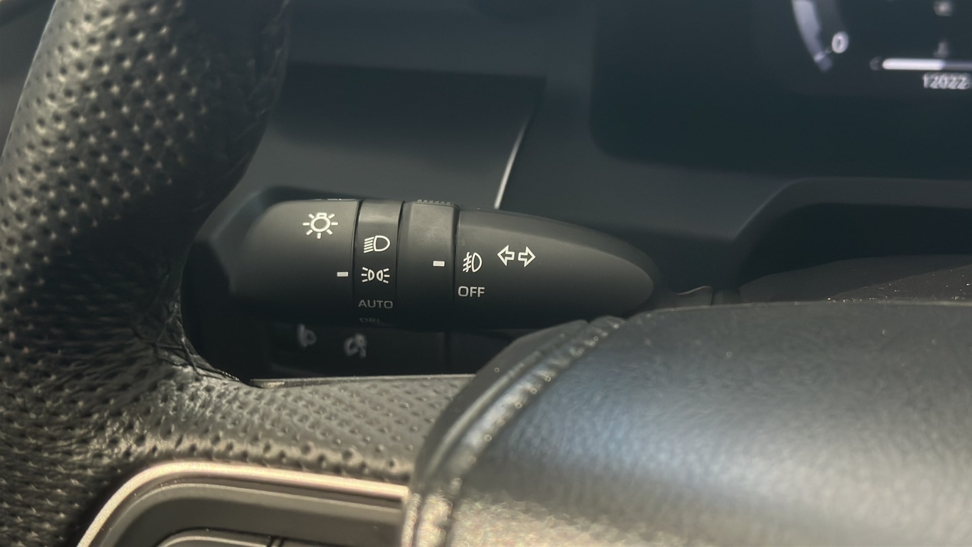 2024 Toyota Tacoma TRD Sport - Photo 13