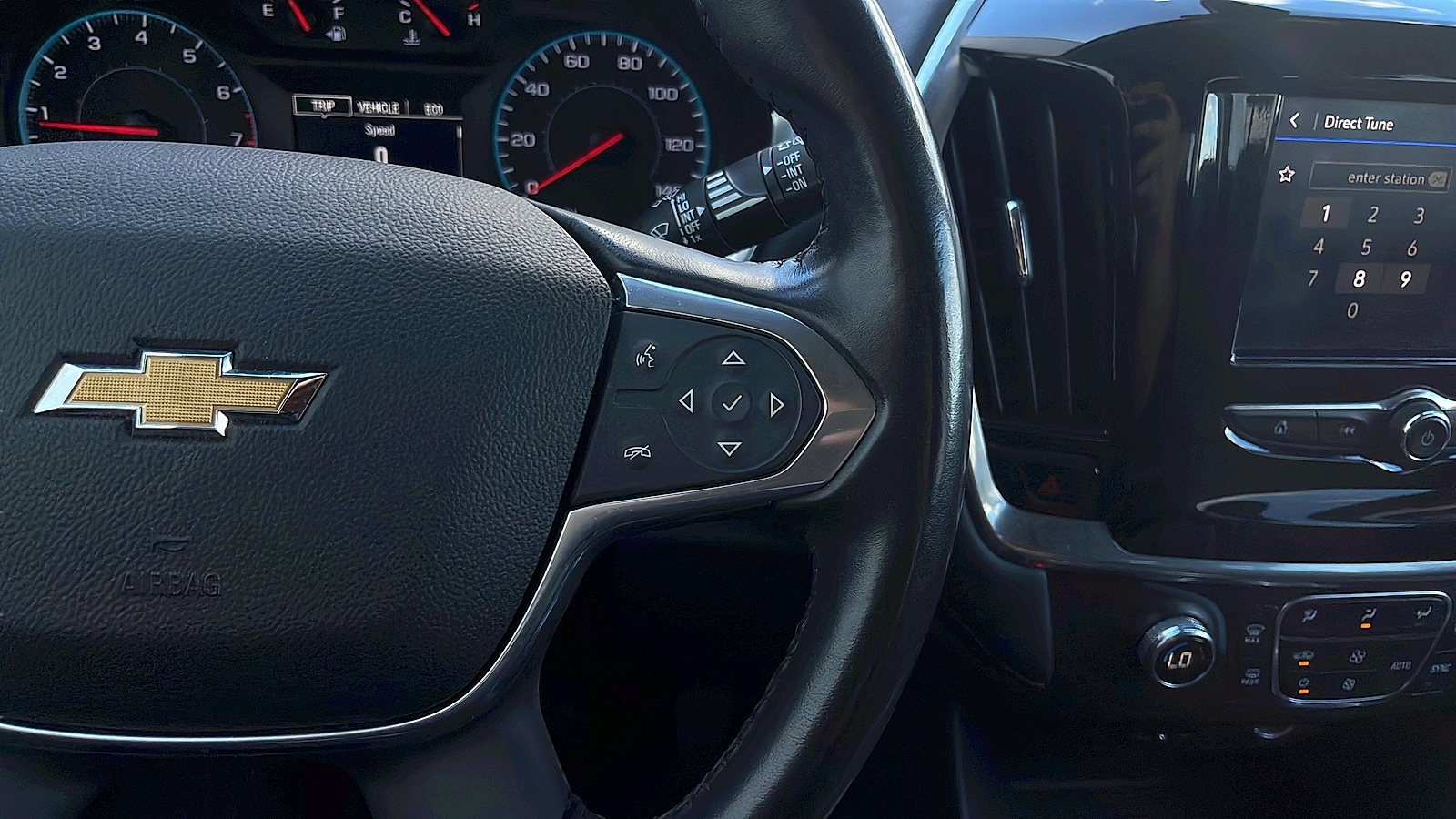 2021 Chevrolet Traverse 2FL - Photo 12