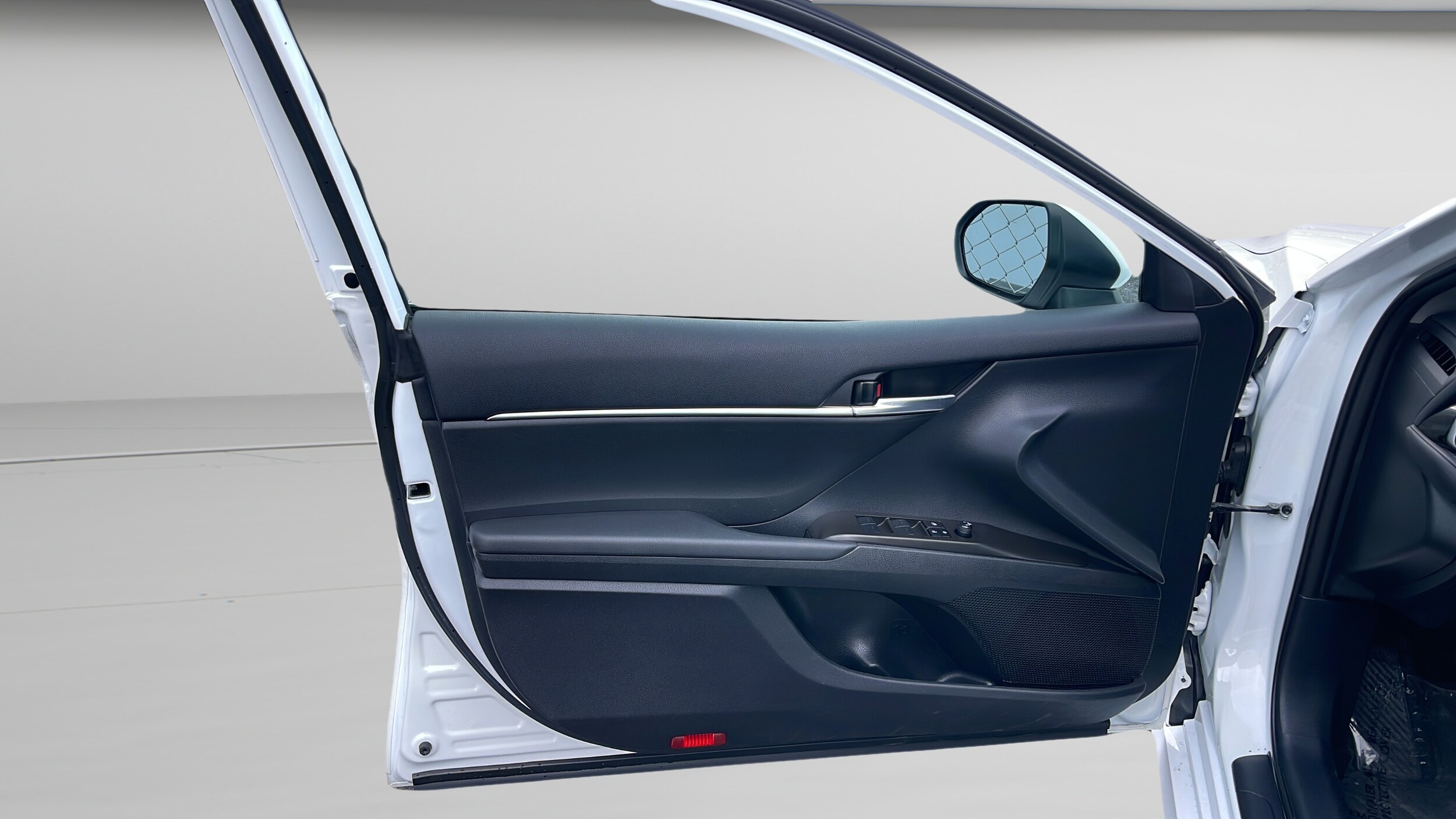 2024 Toyota Camry LE - Photo 20