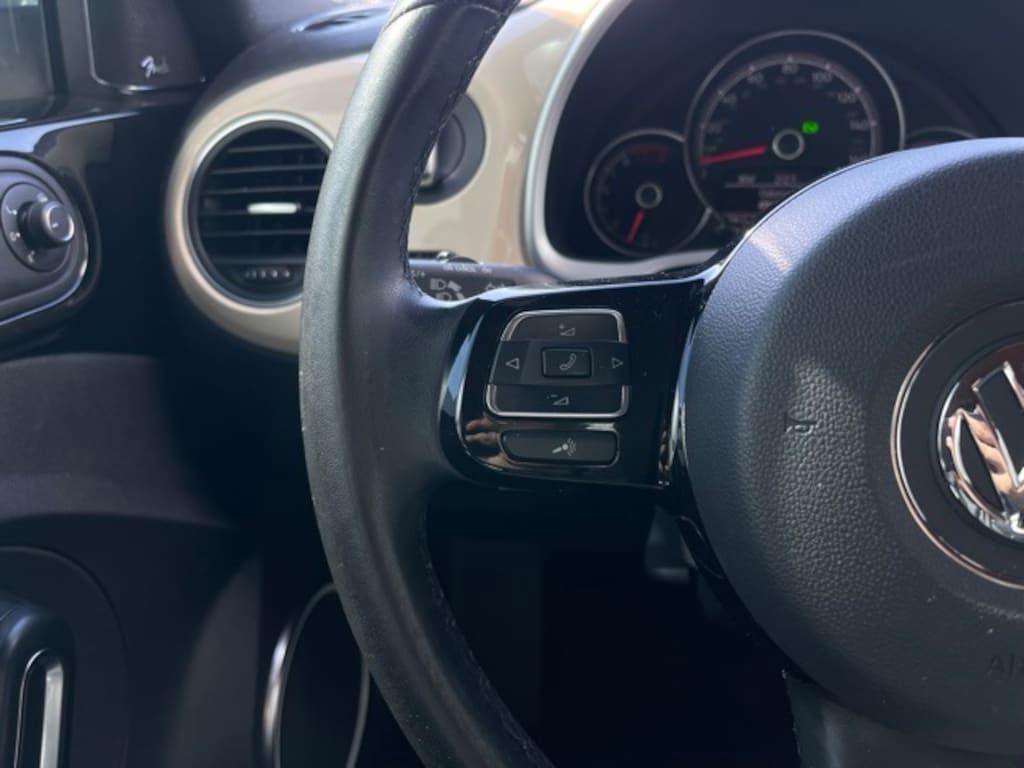 Used 2019 Volkswagen Beetle Convertible 2.0T Final Edition SEL Convertible