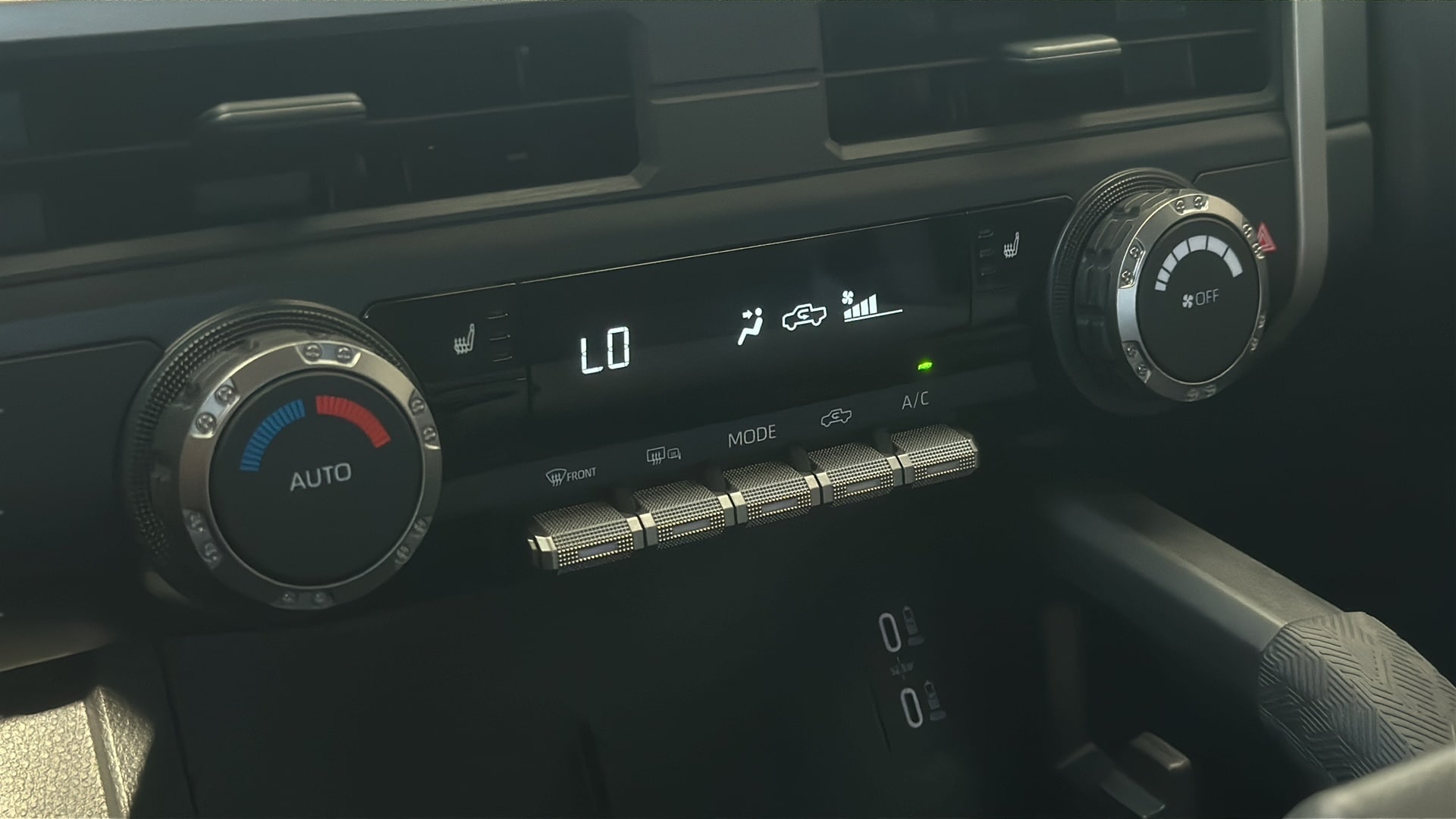 2024 Toyota Tacoma TRD Sport - Photo 19