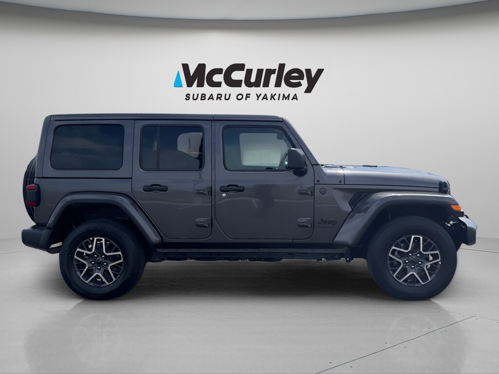 Used 2025 Jeep Wrangler Sahara SUV
