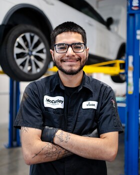 Staff member Juan from ID_599c09
