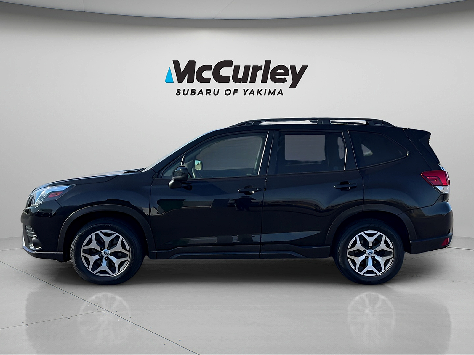 Used 2023 Subaru Forester Premium SUV