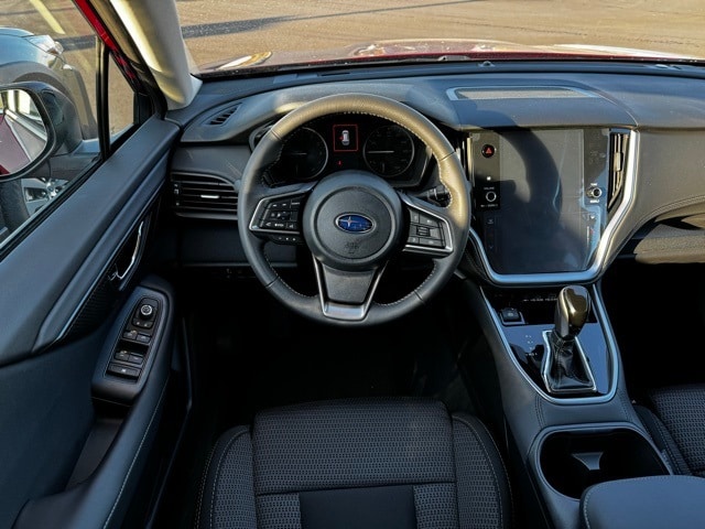 2025 Subaru Outback Premium's photo