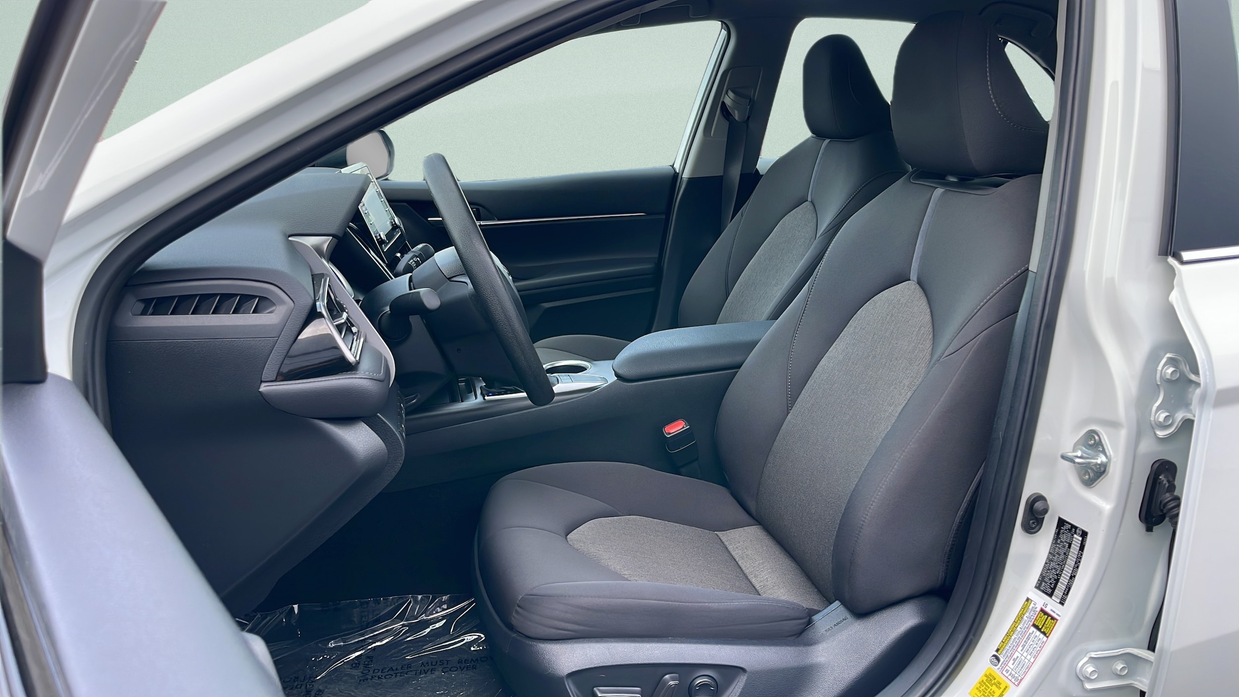 2024 Toyota Camry LE - Photo 22
