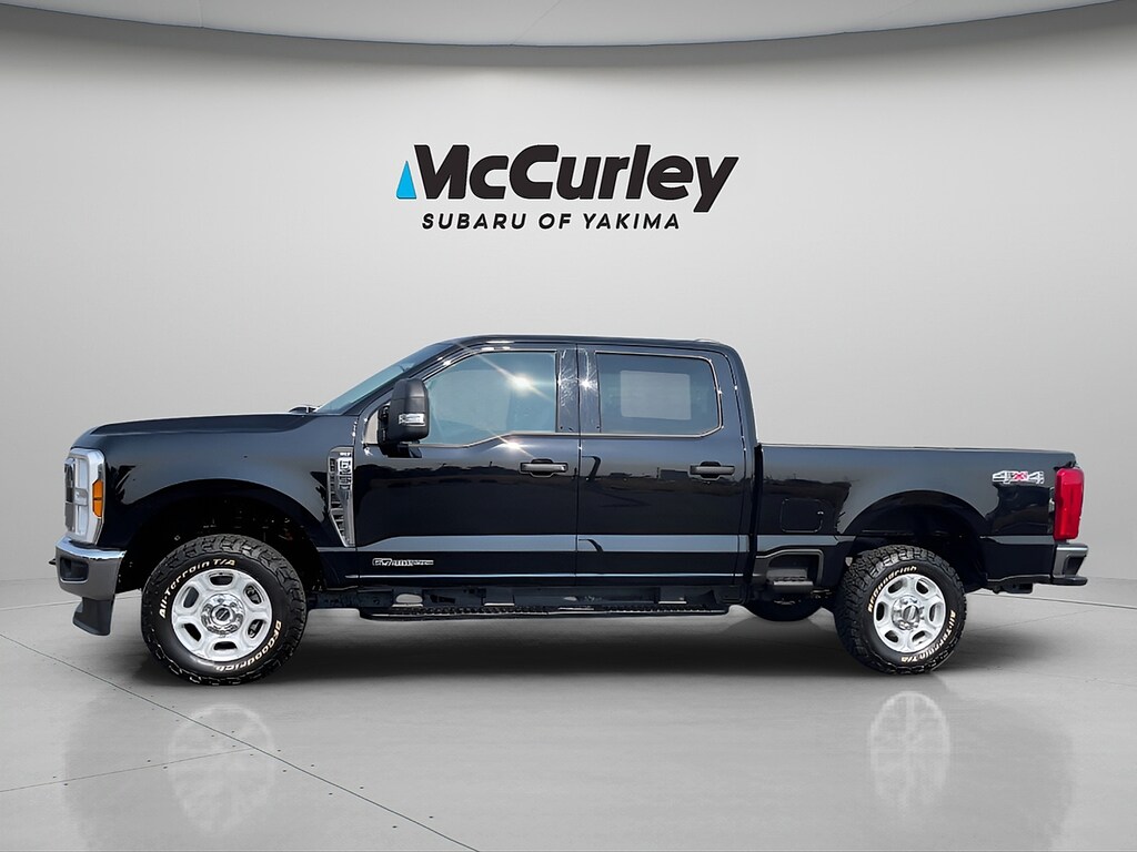 Used 2026 Ford F-250 XLT Truck Crew Cab