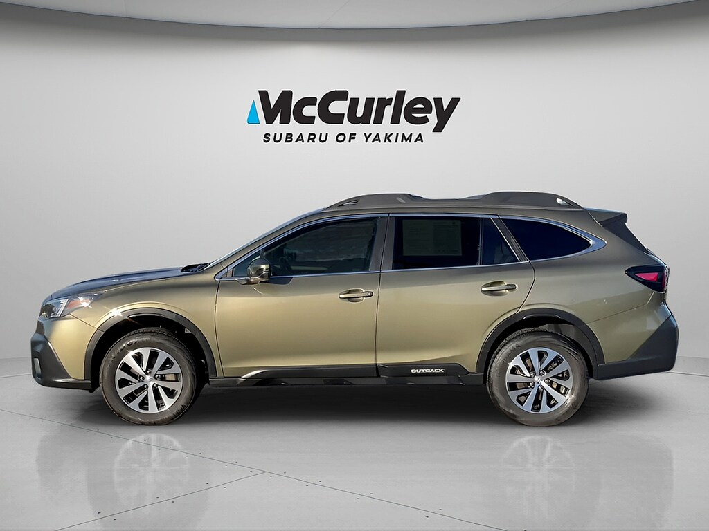 Used 2022 Subaru Outback Premium SUV