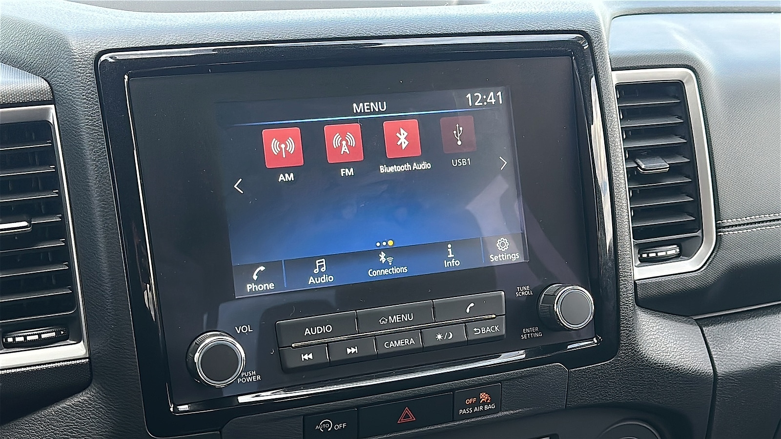 2024 Nissan Frontier SL - Photo 19