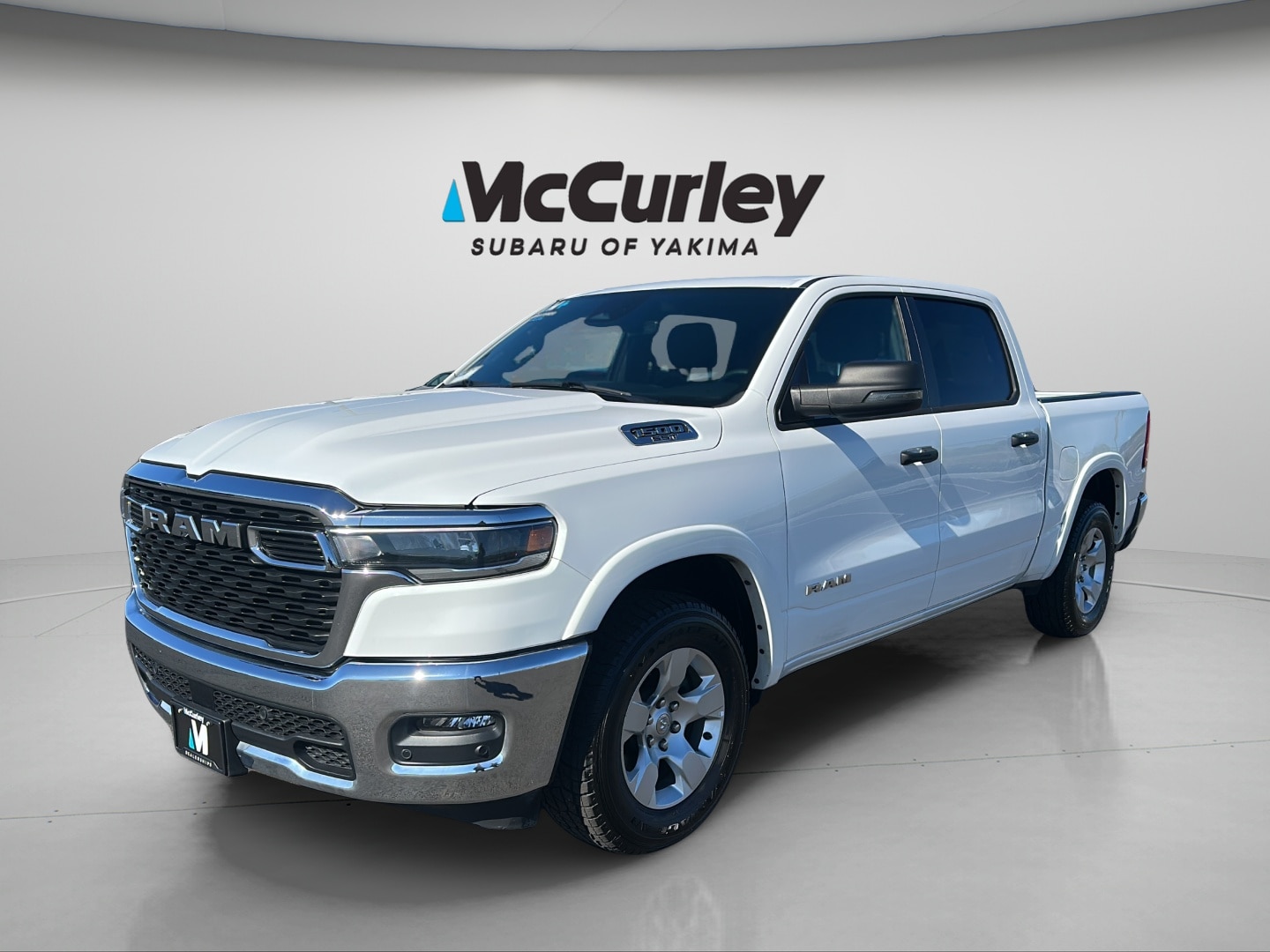 2025 RAM 1500 Big Horn/Lone Star 4x4 Crew Cab 5'7's photo