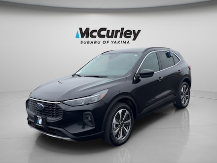 2025 Ford Escape Platinum SUV