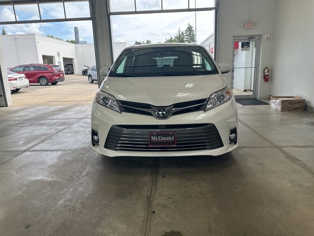 Used 2019 Toyota Sienna XLE with VIN 5TDDZ3DC9KS226342 for sale in Marion, OH