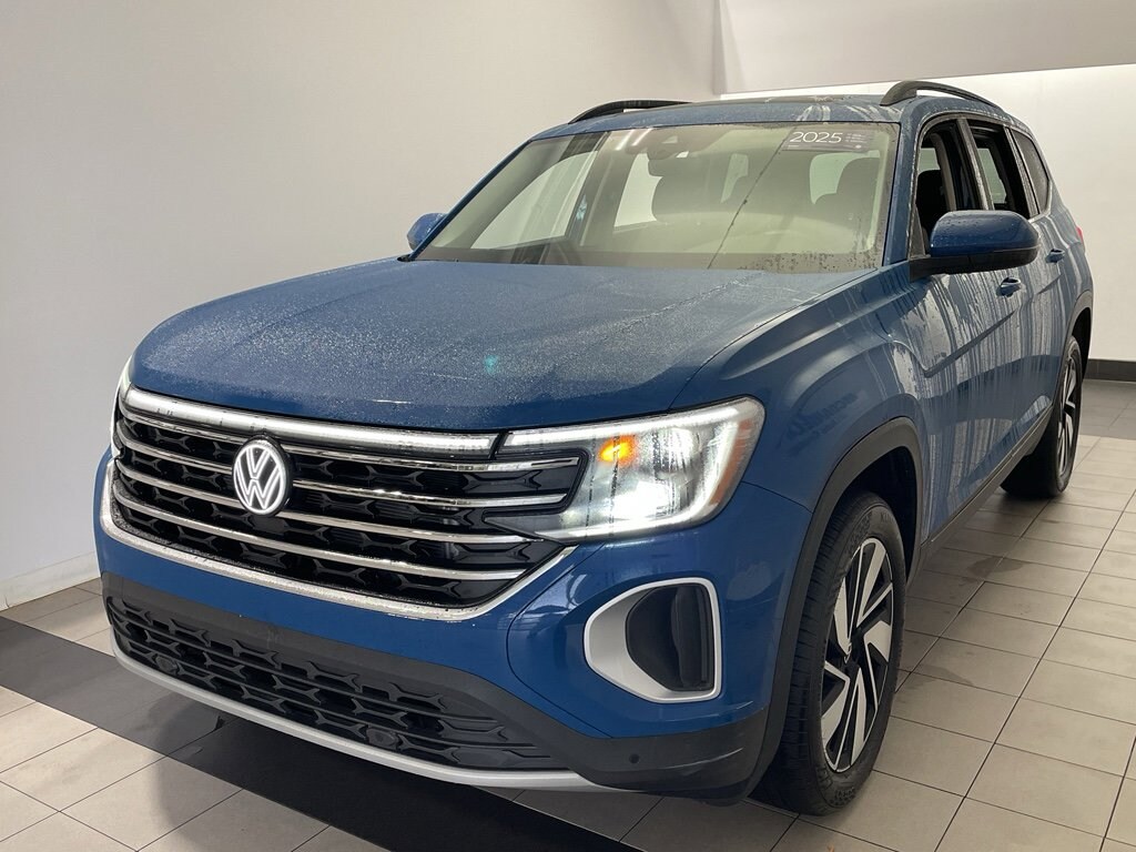 Certified 2025 Volkswagen Atlas 2.0T SE w/Technology SUV