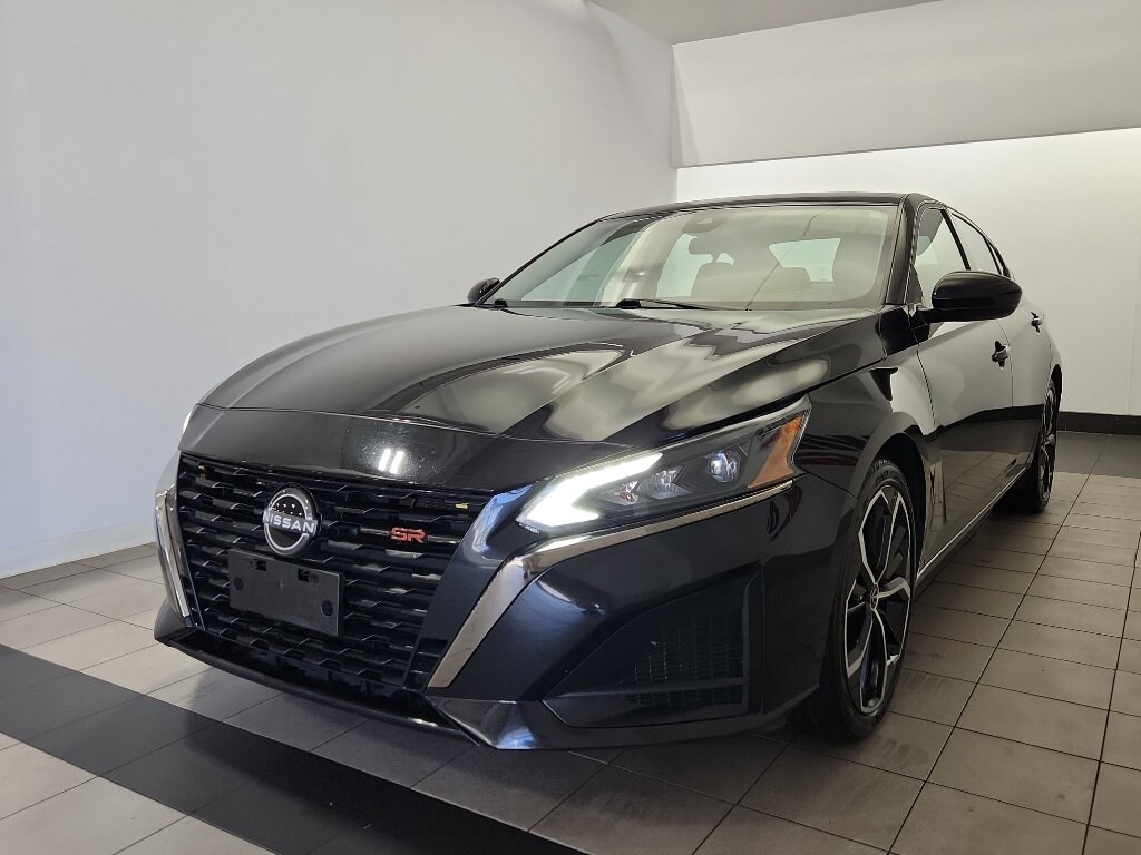 Used 2024 Nissan Altima 2.5 SR Sedan