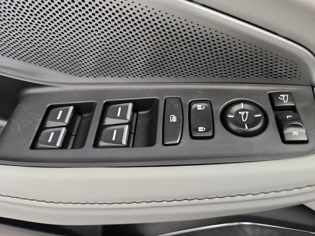 2026 Acura MDX Technology Package - Photo 11