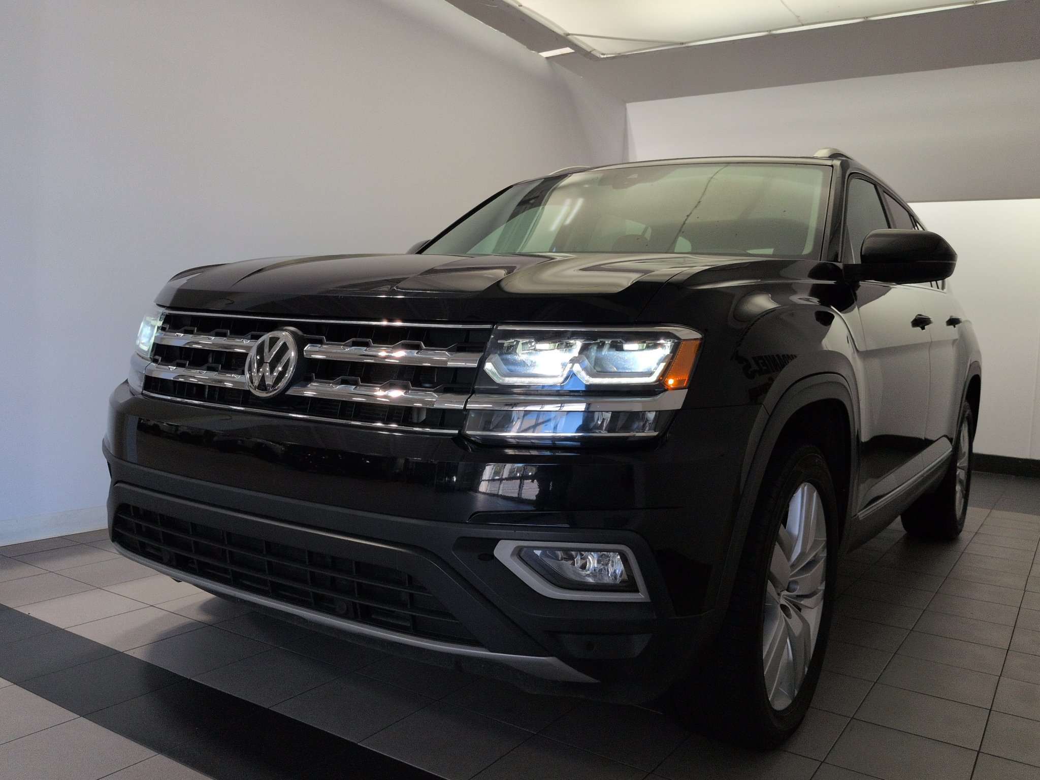 Used 2019 Volkswagen Atlas 3.6L V6 SEL 4MOTION SUV