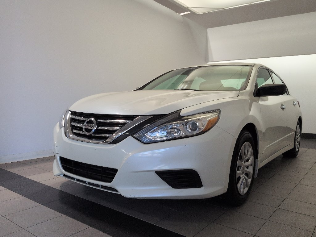 Used 2016 Nissan Altima 2.5 S Sedan