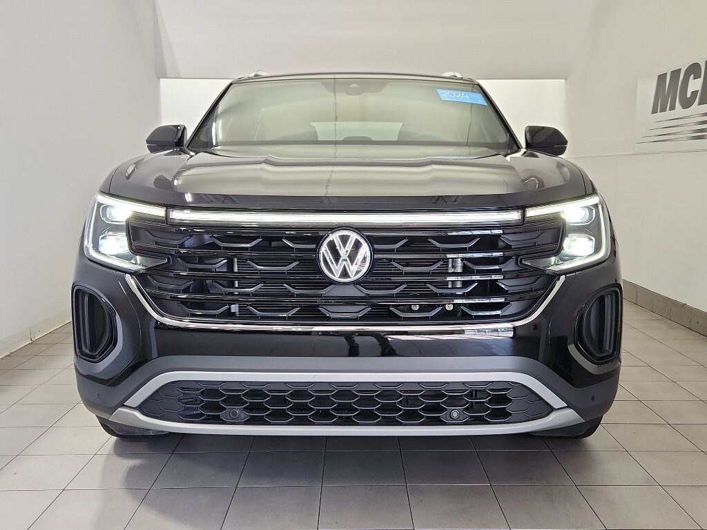 Used 2024 Volkswagen Atlas Cross Sport 2.0T SE w/Technology SUV