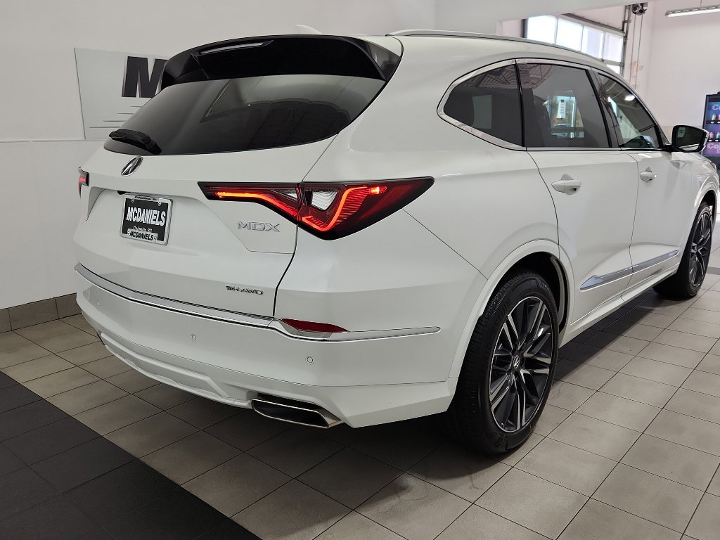 2026 Acura MDX SH-AWD Advance photo 4