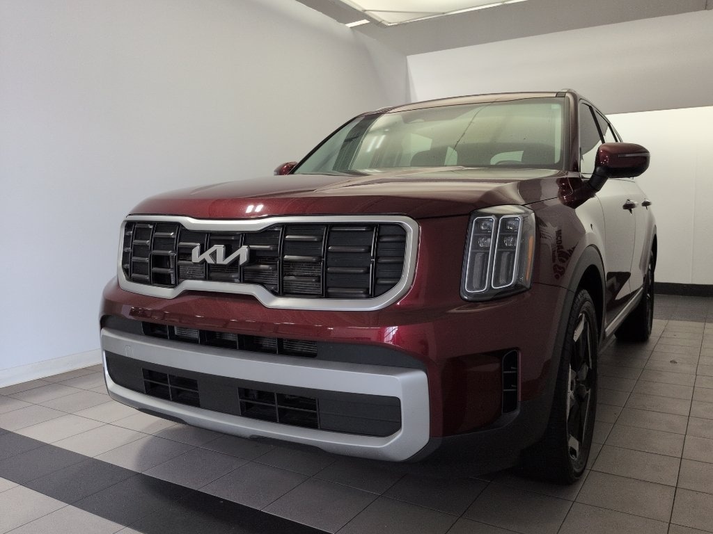 Used 2024 Kia Telluride S SUV