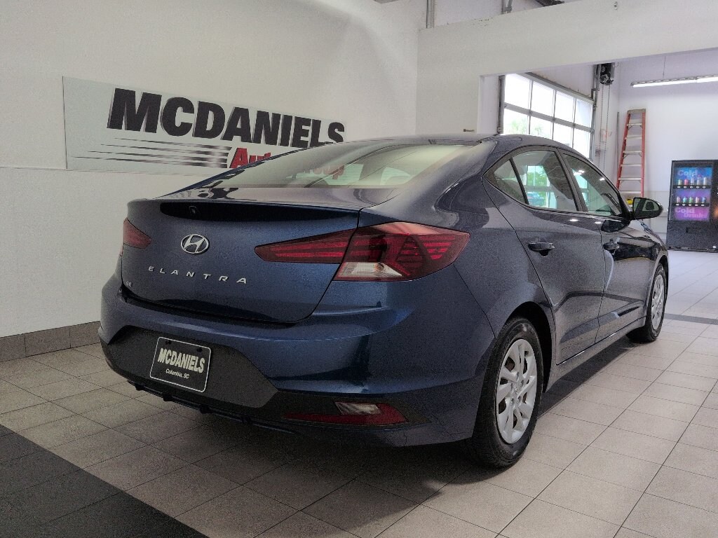 Used 2020 Hyundai Elantra SE Sedan