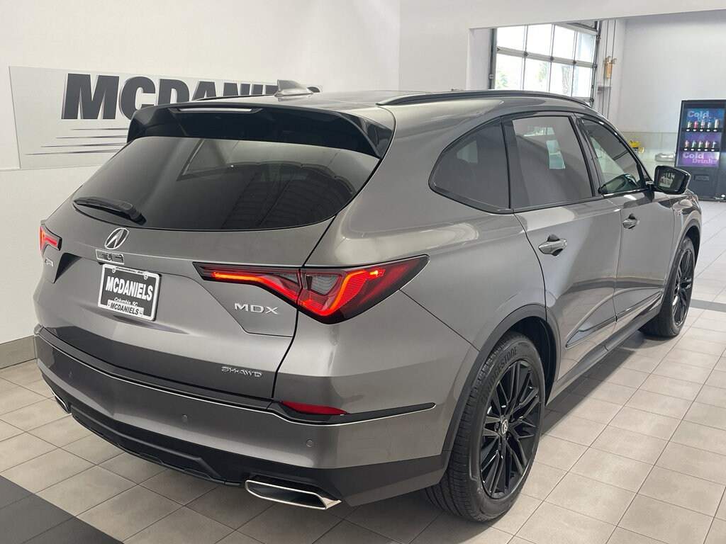 2025 Acura MDX SH-AWD A-Spec Advance photo 4