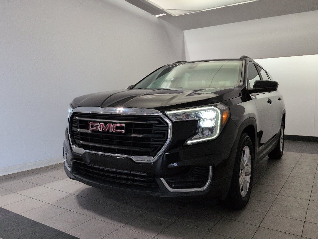 Used 2022 GMC Terrain SLE SUV