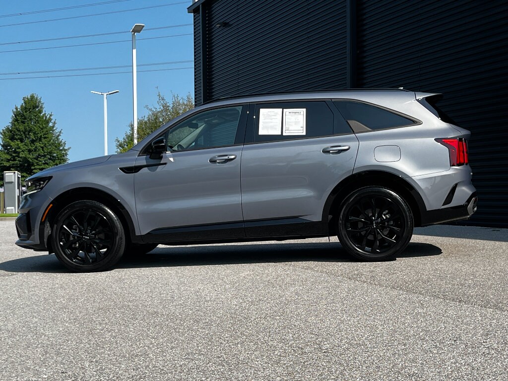 Used 2023 Kia Sorento SX SUV