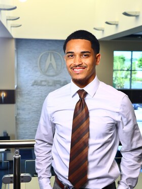 Staff member Hugo Sanchez from ID_a5178240e580