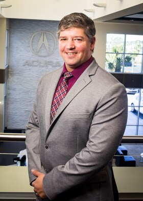 Staff member Tyler Thomas from ID_52c972