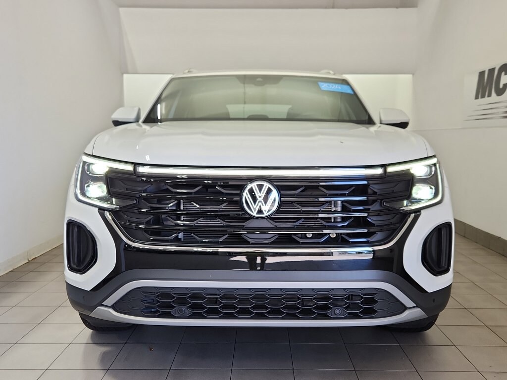 Used 2024 Volkswagen Atlas Cross Sport 2.0T SE w/Technology SUV
