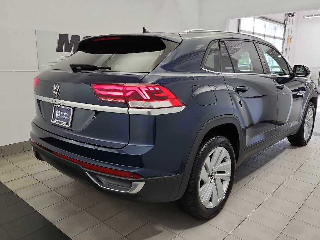 Used 2023 Volkswagen Atlas Cross Sport 2.0T SE w/Technology SUV