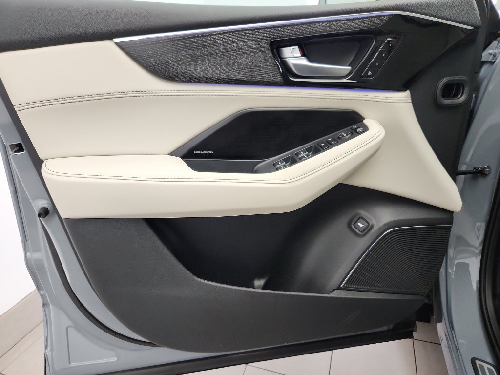 2026 Acura MDX Type S w/Advance Package - Photo 8