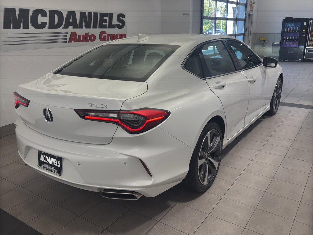 2025 Acura TLX Technology photo 3