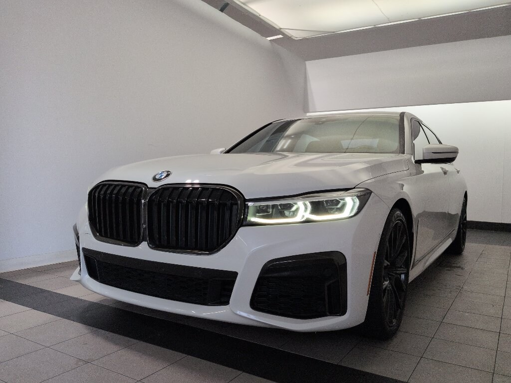Used 2021 BMW 750i xDrive Sedan