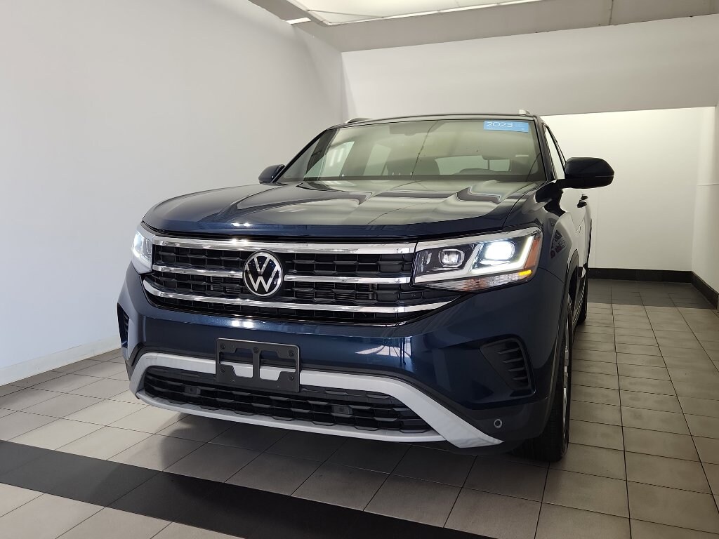 Used 2023 Volkswagen Atlas Cross Sport 2.0T SE w/Technology SUV