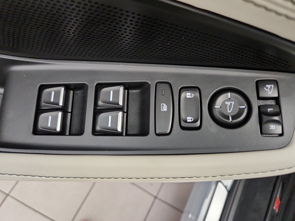 2026 Acura MDX Type S w/Advance Package - Photo 11