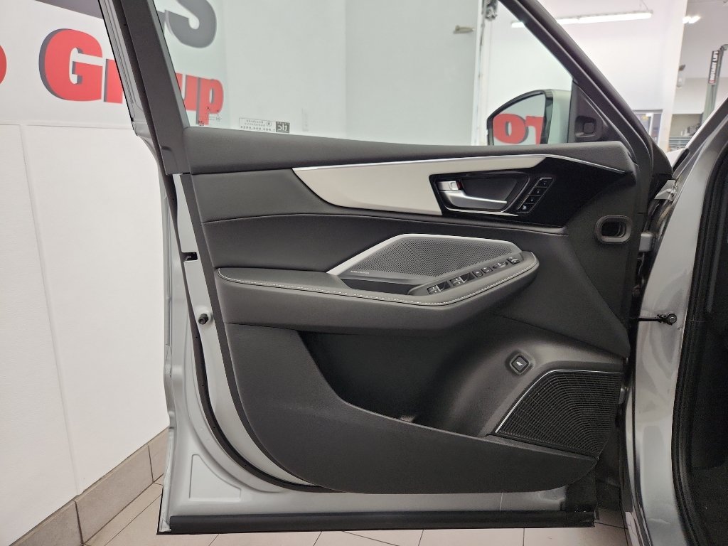 2026 Acura MDX Technology Package - Photo 8