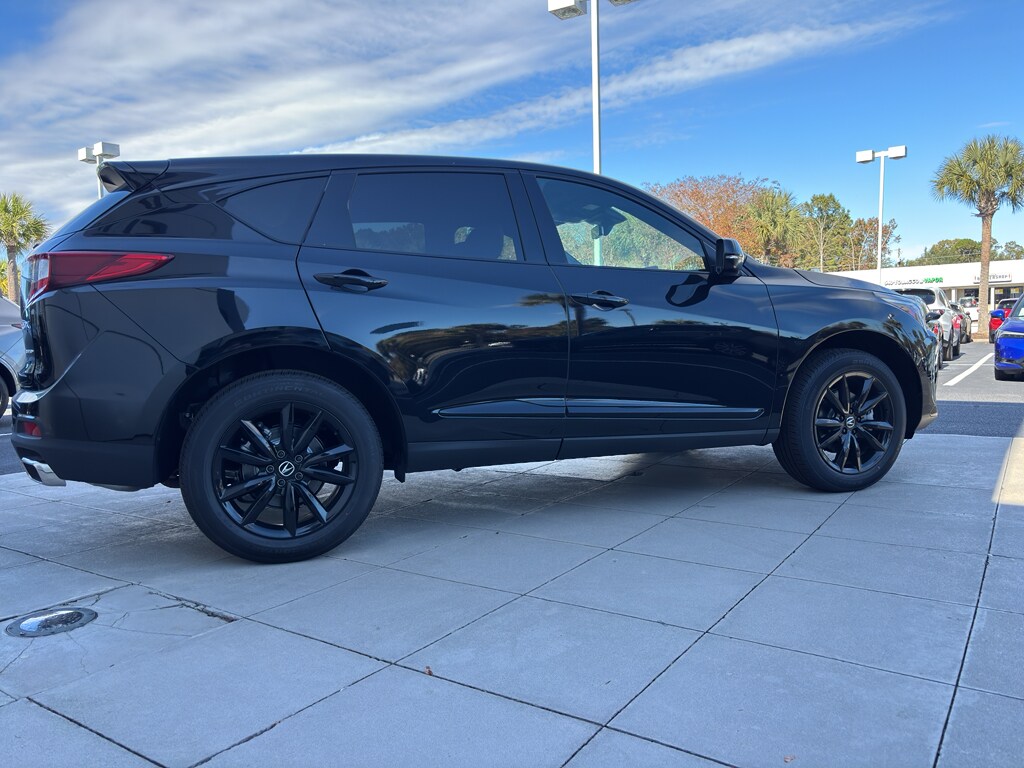 2025 Acura RDX photo 4
