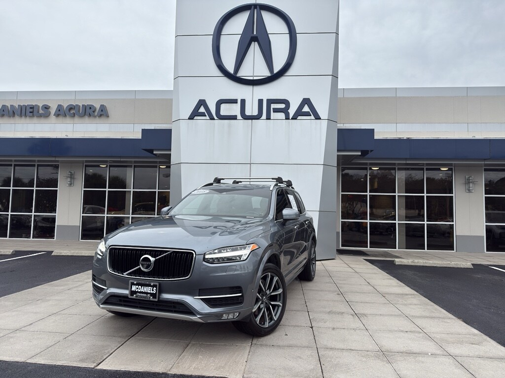 Used 2018 Volvo XC90 Momentum SUV