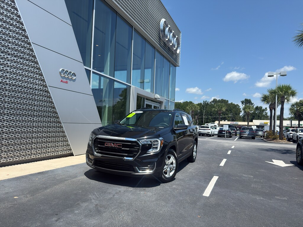 Used 2022 GMC Terrain SLE SUV