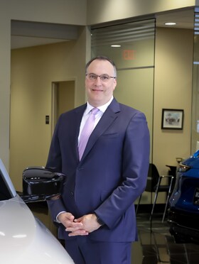 Staff member Jeff Rubin from ID_79d6f2ac3082
