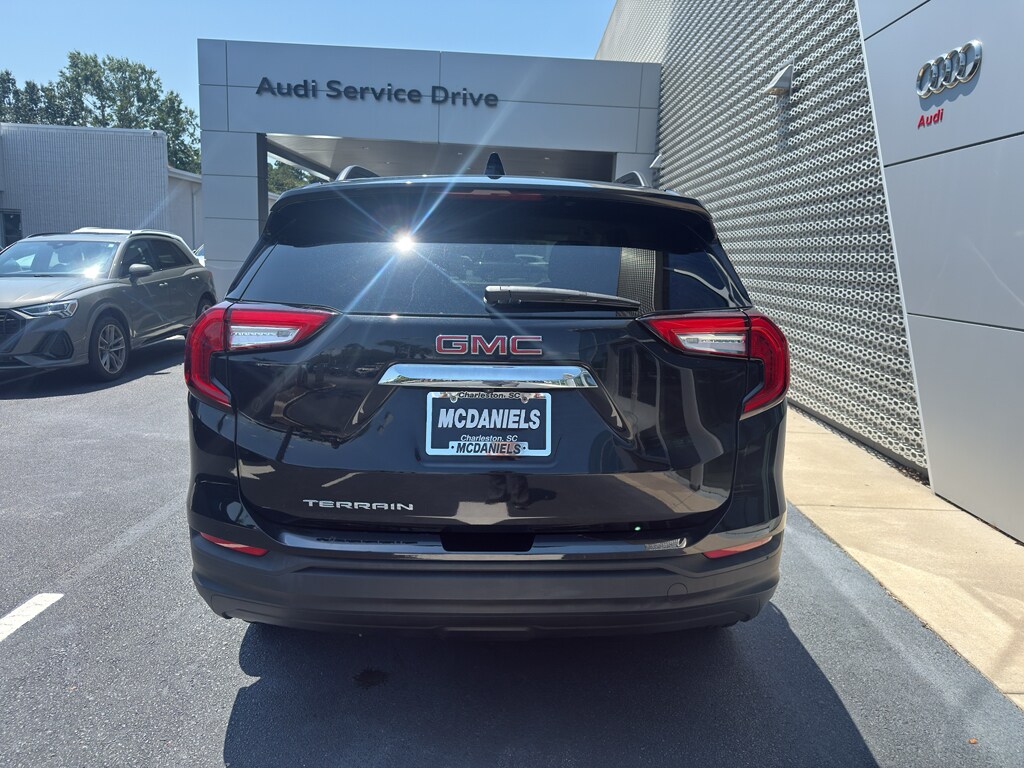 Used 2022 GMC Terrain SLE SUV