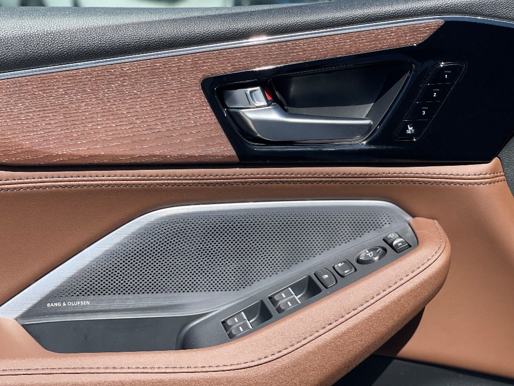 2026 Acura MDX Advance Package - Photo 15